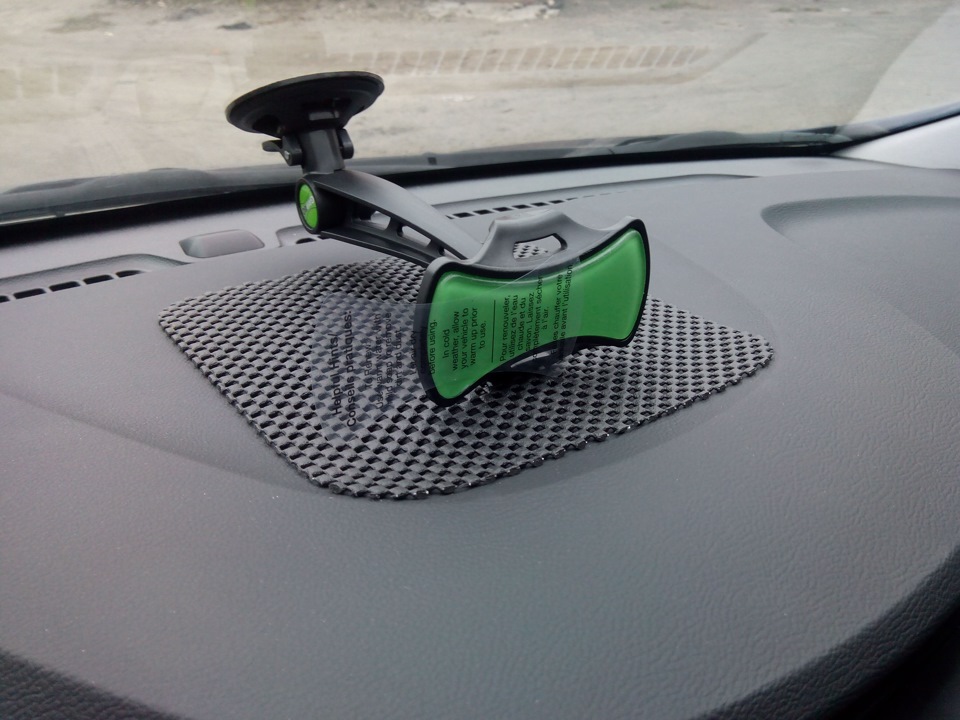 Тримач автомобільний GripGo 2