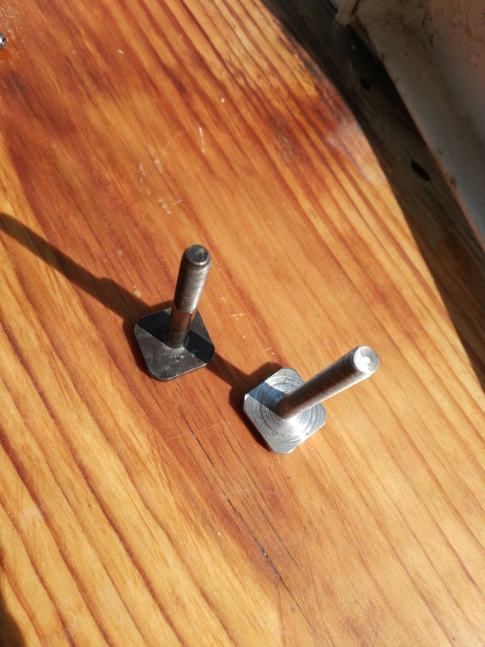 T-track Adapter 1