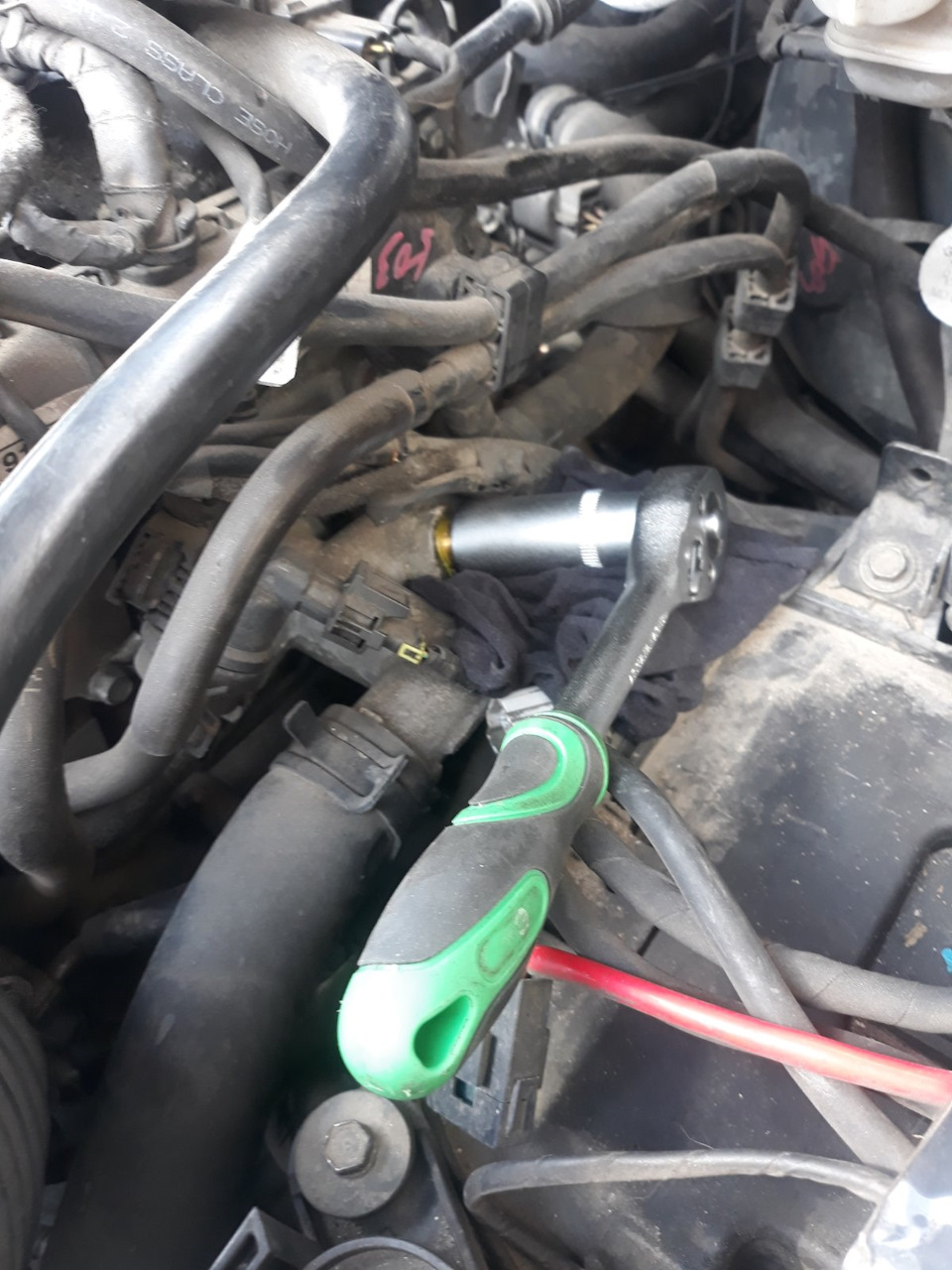 Датчик температури рідини, що охолоджує 3922038030 Elantra MD 4