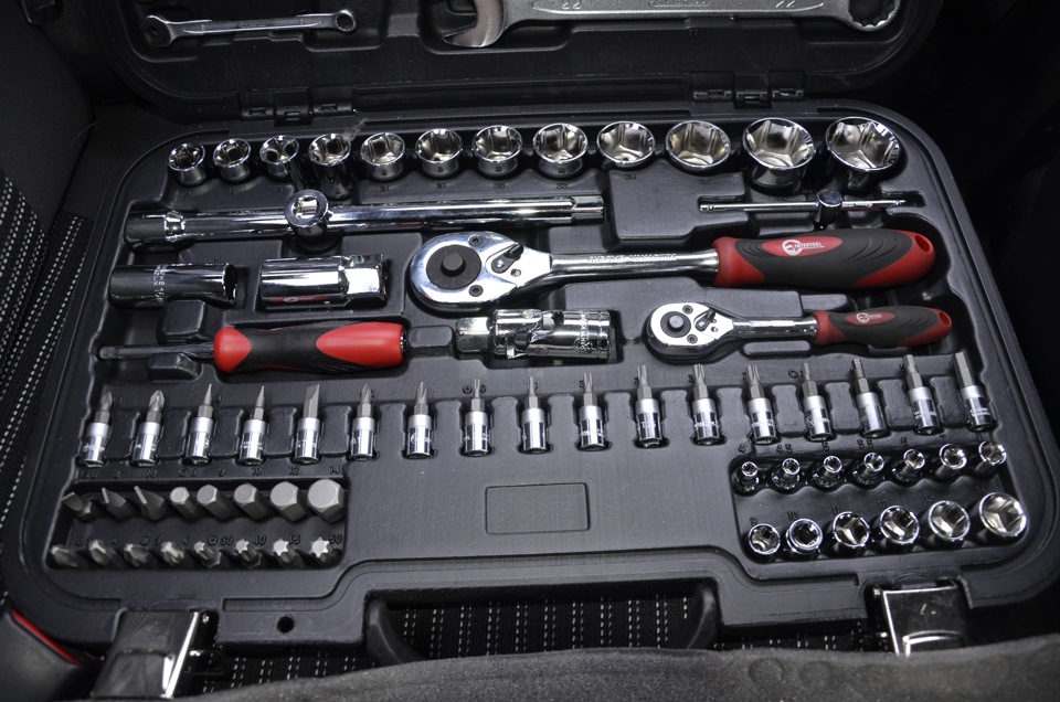 Має кожен INTERTOOL ET-6082 2
