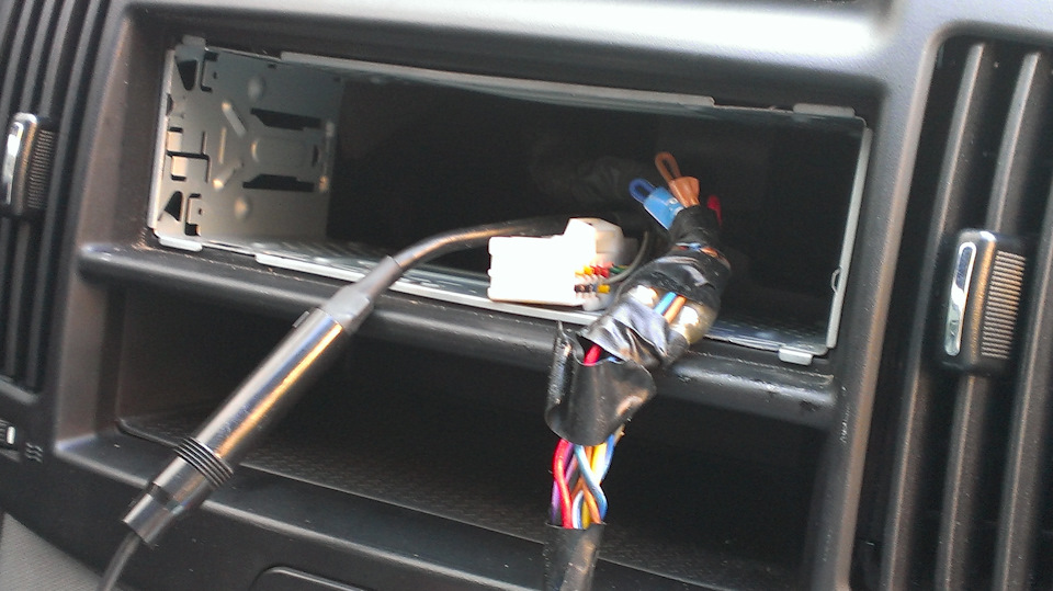 Покращення прийому FM діапазону на Hyundai Elantra J4 2