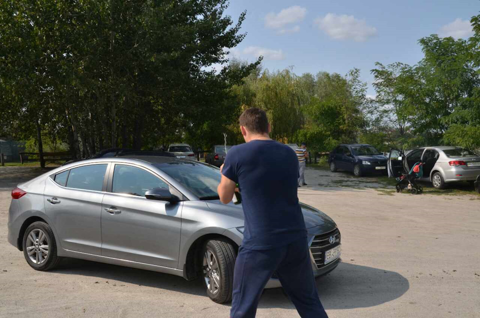 Як говориться ... нову машину потрібно обмити ..., так і вирішували :) 1