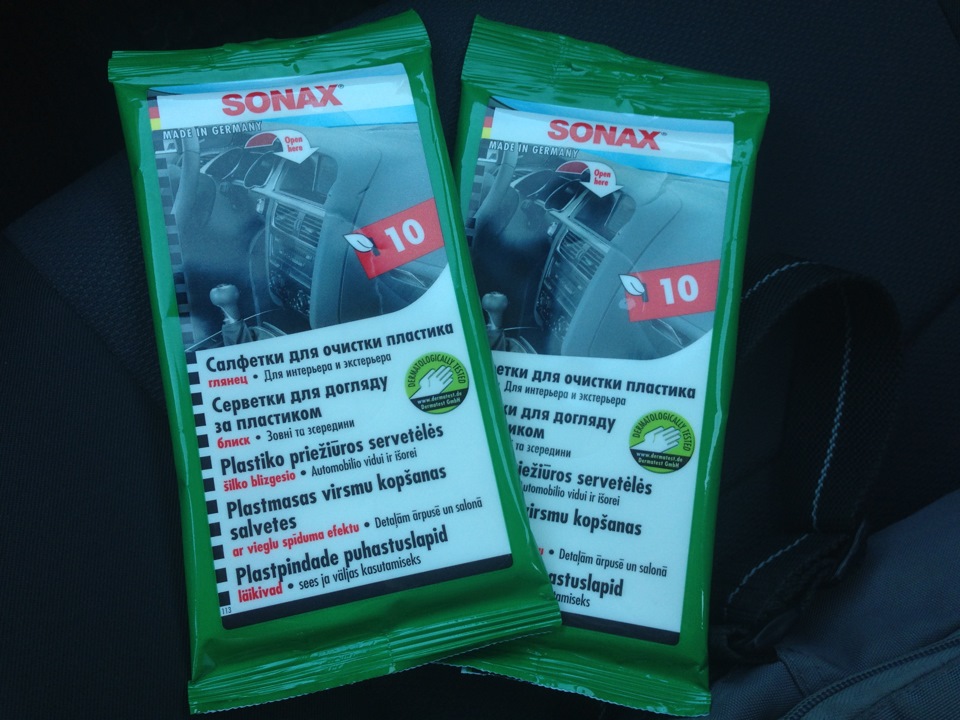 SONAX серветки та склоомиваюча рідина 1