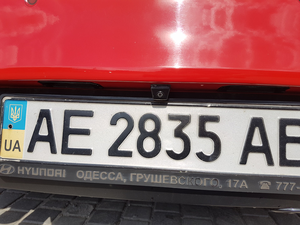 Поставив камеру заднього виду у дзеркало! 2