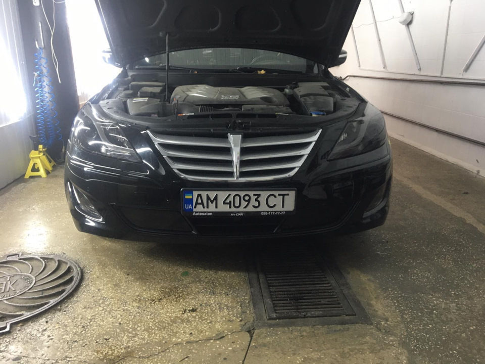 Black R Spec 2