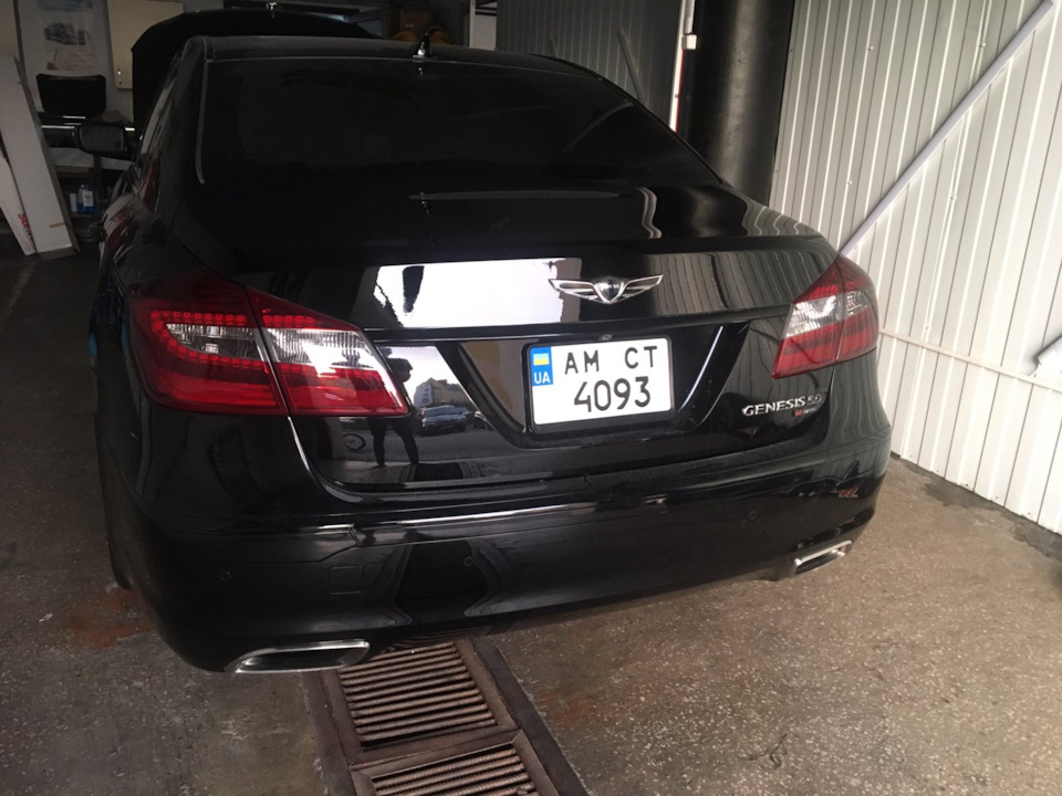 Black R Spec 4
