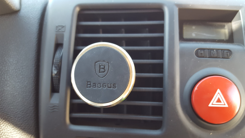 Автомобільний утримувач Baseus 360 магнітний 1