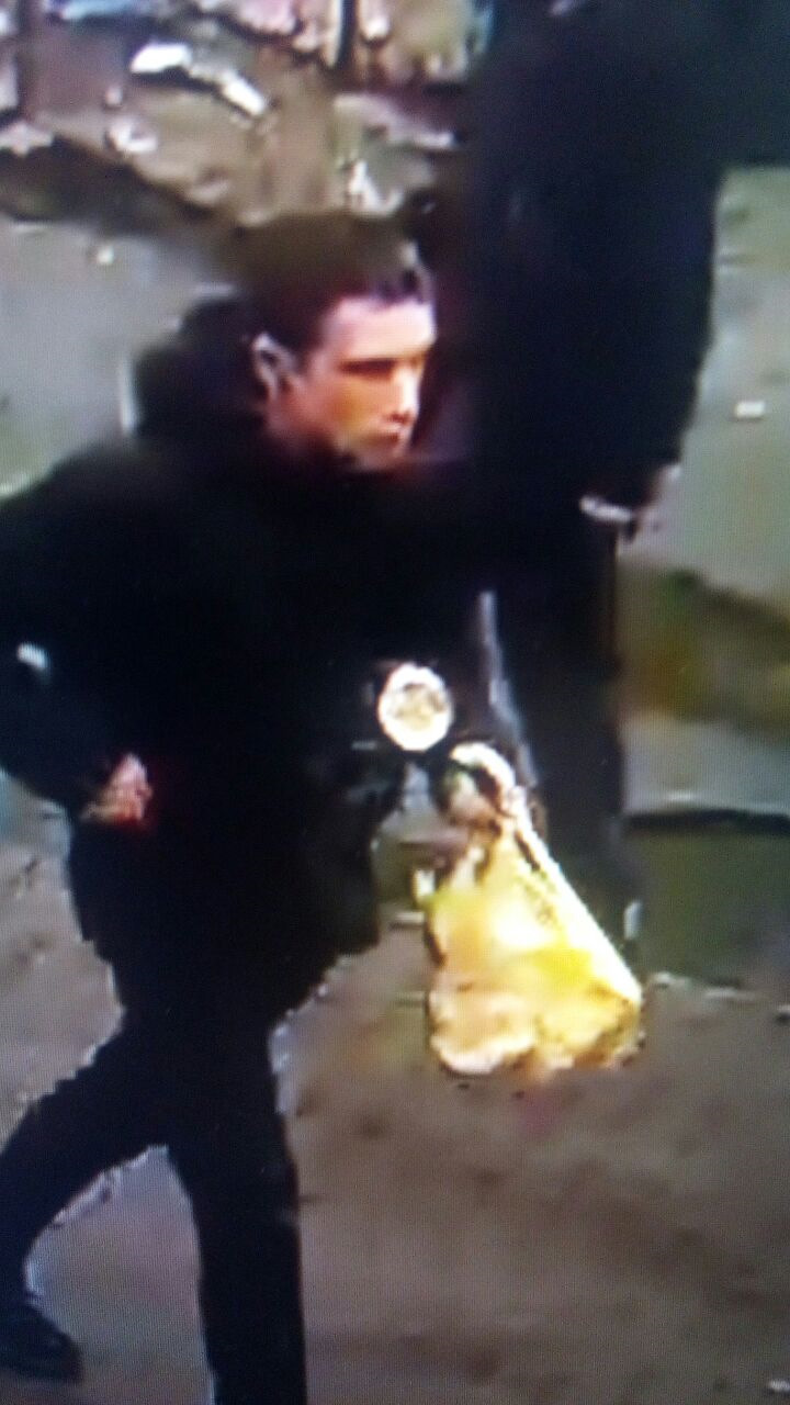 Зломщик машин сканером на Осокорках 2