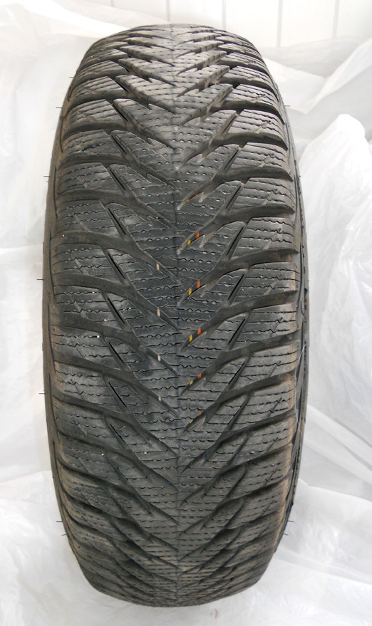Продам Goodyear Ultragrip 8 185/65 R14 1