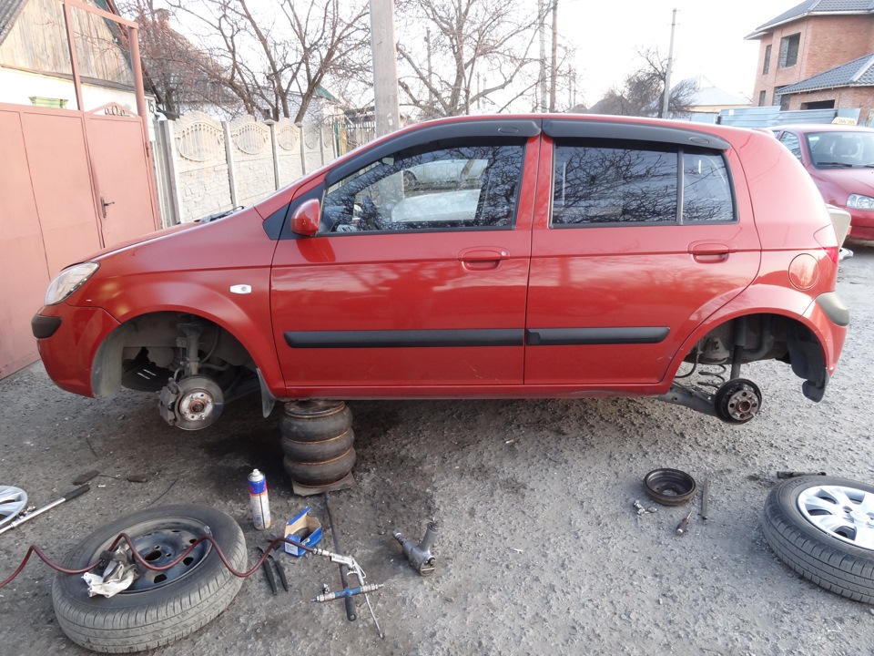 Заміна гальмівних колодок по колу та свічок. 2