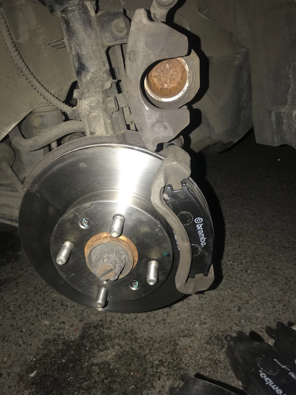 Brembo гальмівні диски та колодки