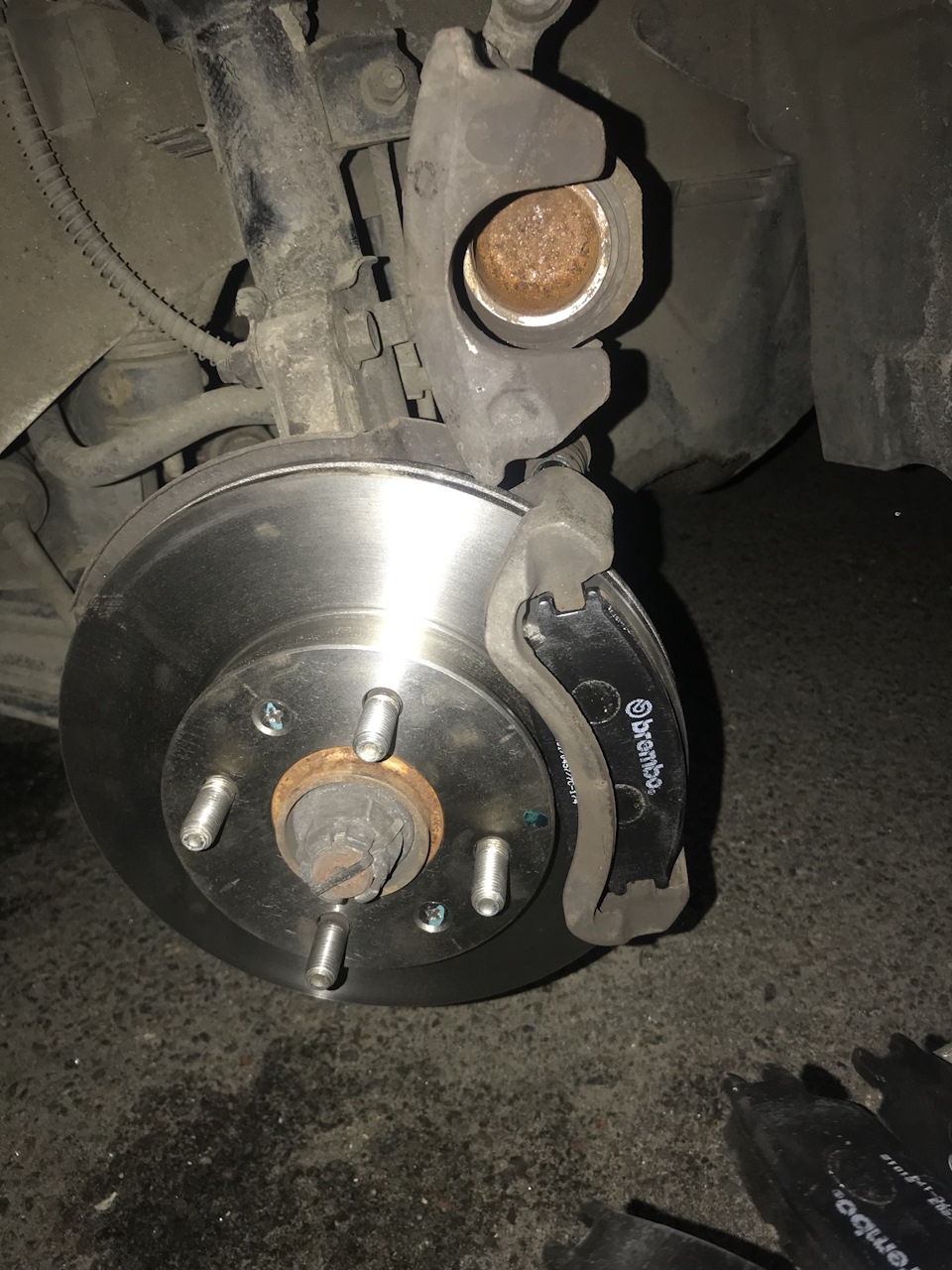 Brembo гальмівні диски та колодки 1