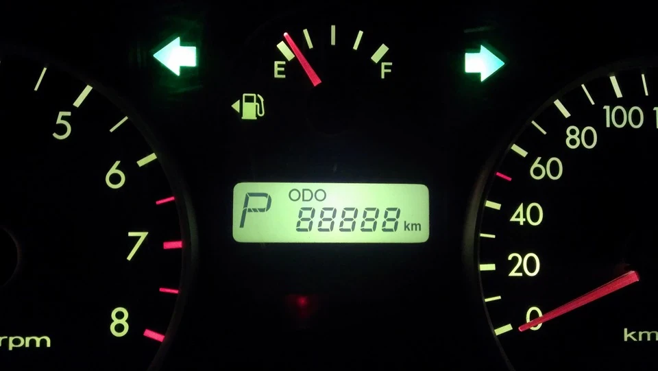 Заглючил або 88888км?)))