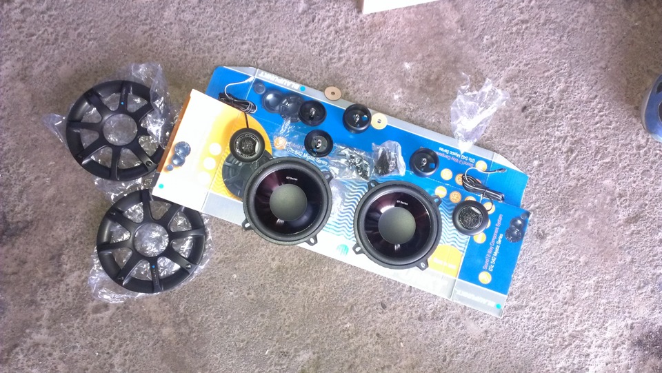 Заміна штатних колонок на Blaupunkt GTc 542 1
