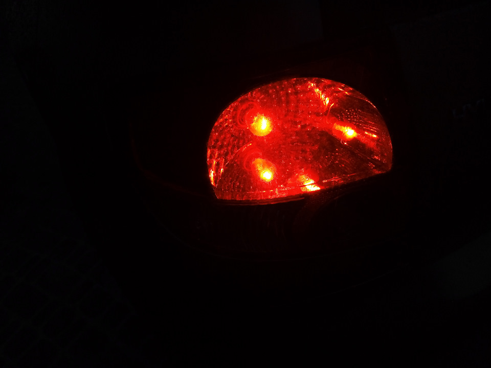 LED у стоп-сигнали - Philips P21/5 Vision LED Red 12V 12836REDB1 3