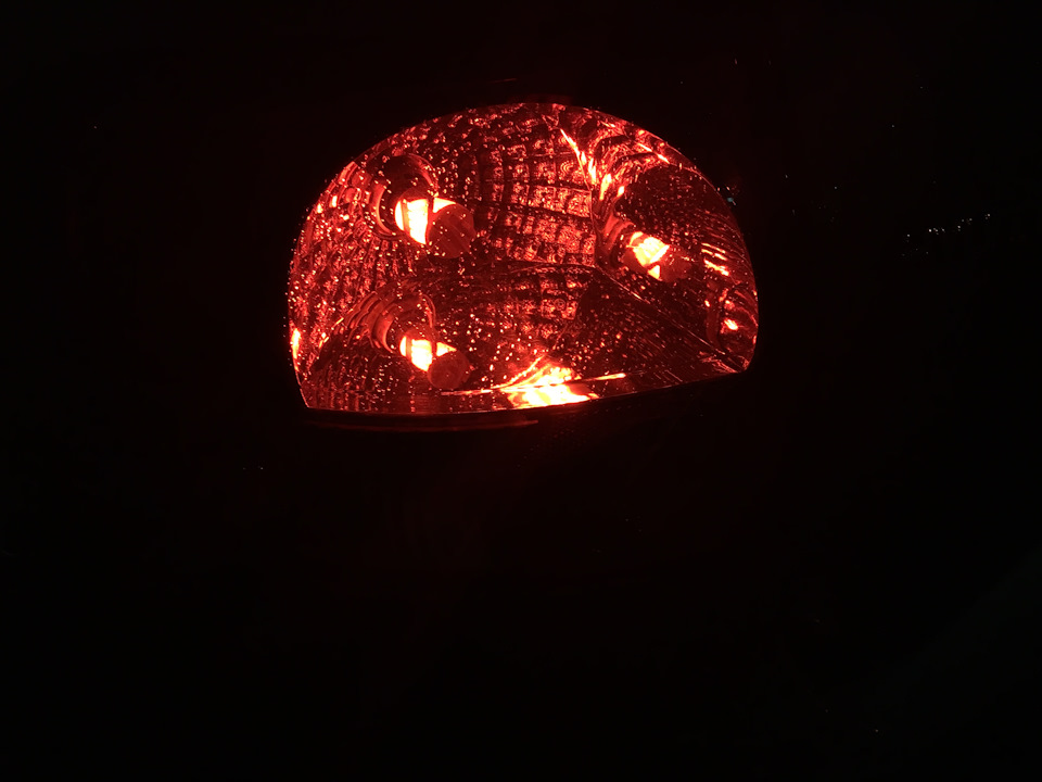 LED у стоп-сигнали - Philips P21/5 Vision LED Red 12V 12836REDB1 4