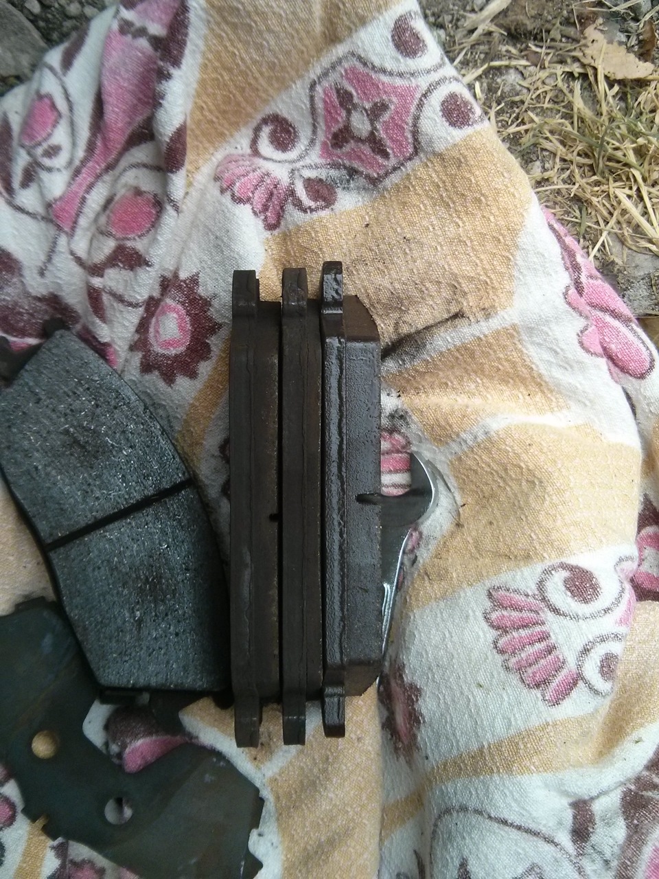 Передні колодки 3