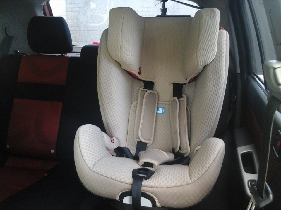Автокрісло для дочки geoby 2