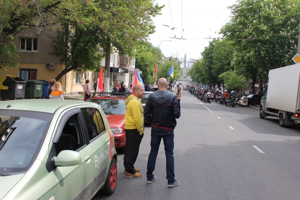Авто пробіг на честь перемоги 3