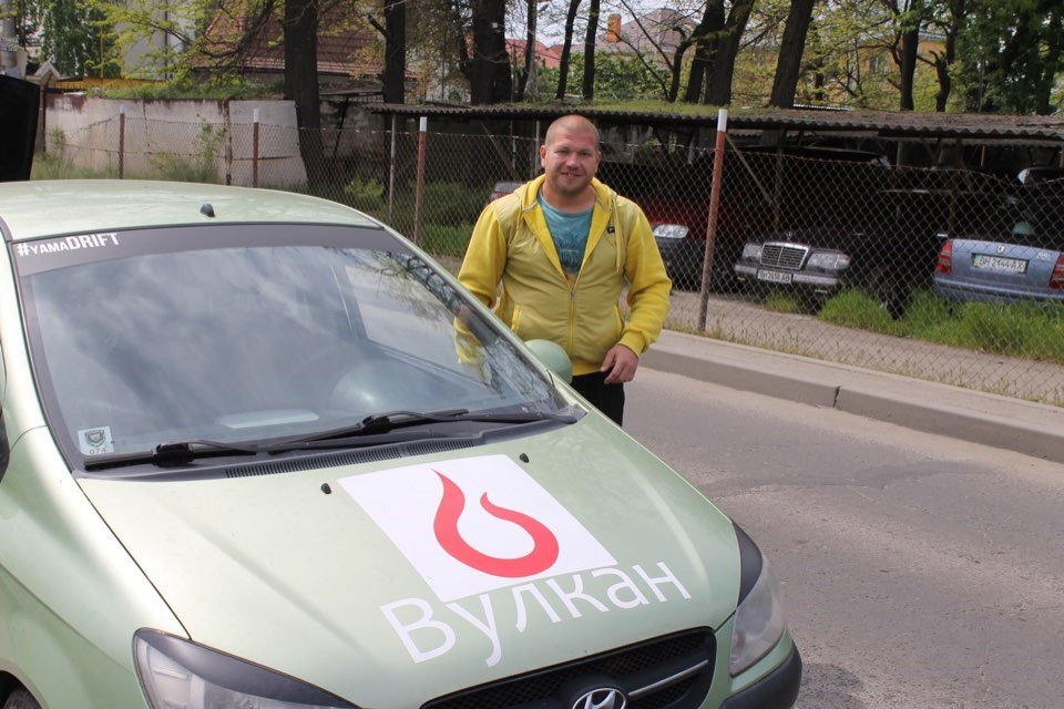 Авто пробіг на честь перемоги 5