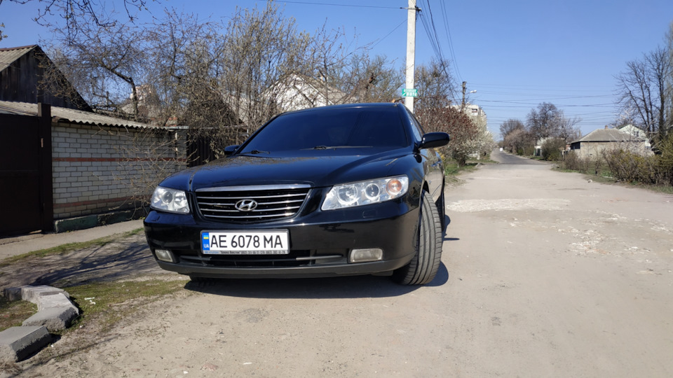 Фарбування решітки радіатора та лого 1