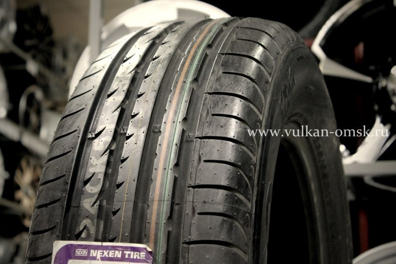 Nexen-Roadstone N8000 235/55 R17 103W 1