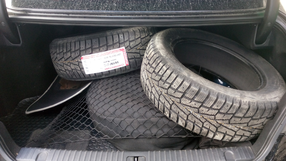 Прикупив Шини Nexen-Roadstone Winguard Spike) 1