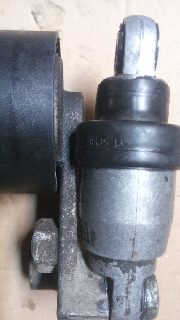 Ролик натягу ременя генератора Hyundai/Kia 25281-3C100 1