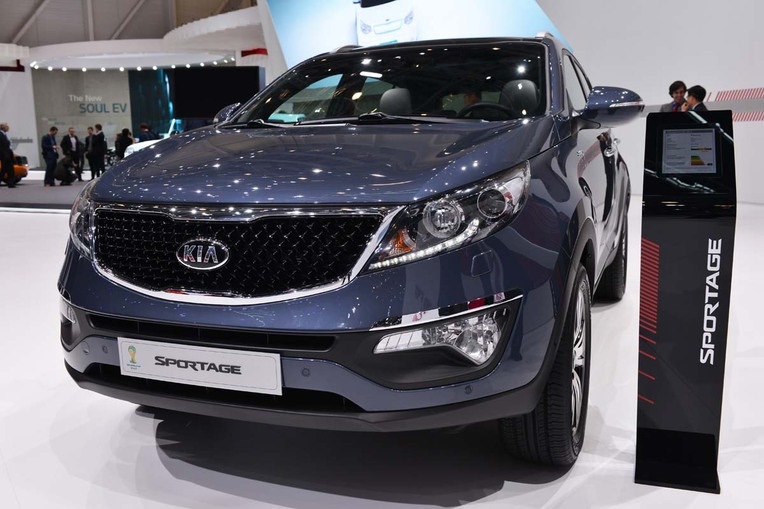 Hyundai Grandeur 2008 VS Kia Sportage 2014 2