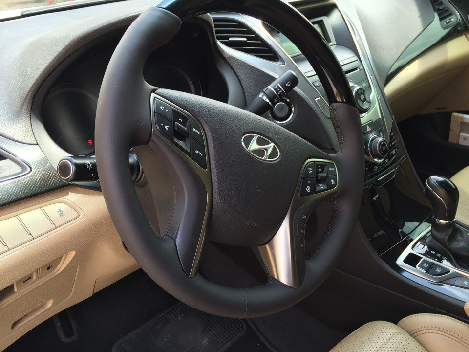 Заміна керма за гарантією на Hyundai Grandeur HG. 5