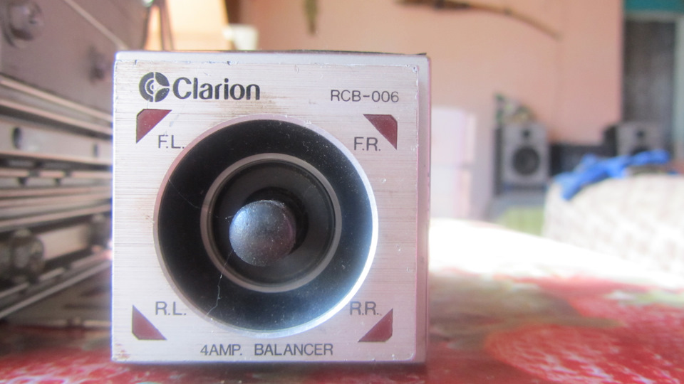 Clarion. 4