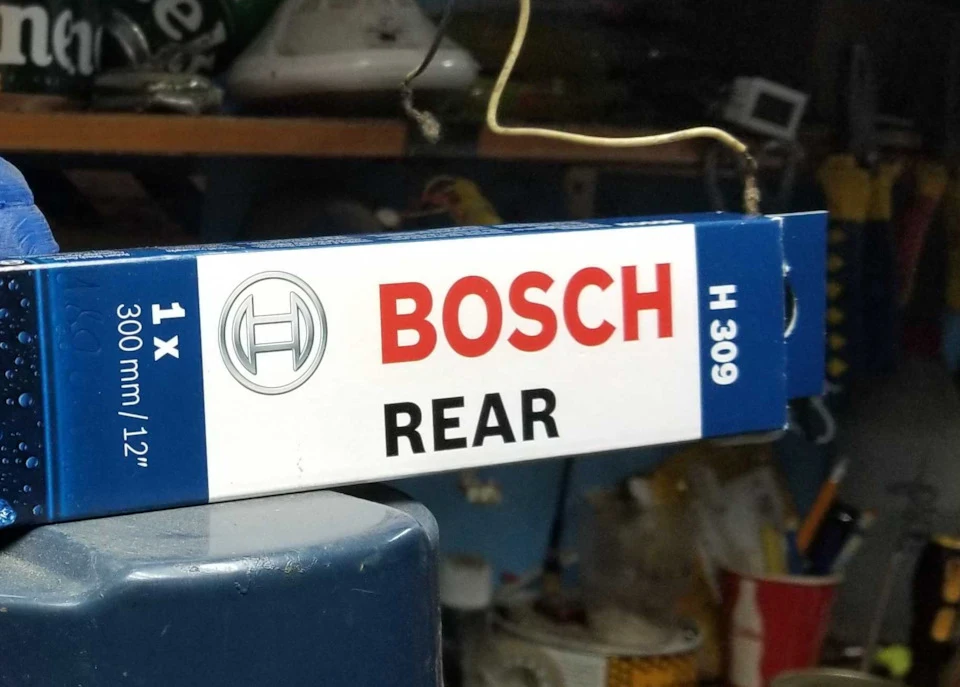 Склоочисник задній Bosch H309