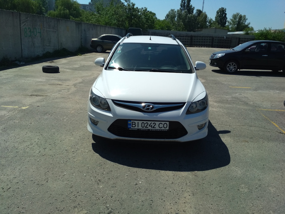 Встановив вії 1
