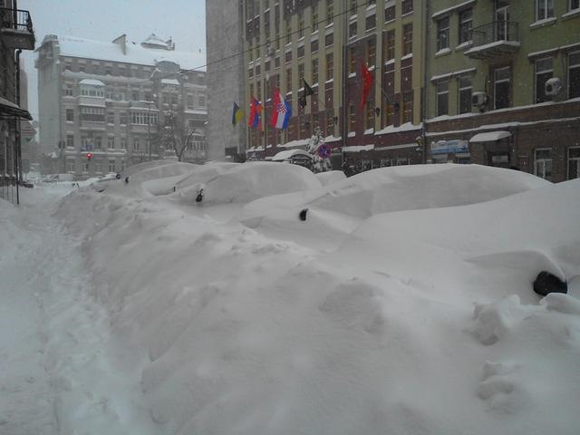 Аномальний снігопад 22-24.03.2013 3