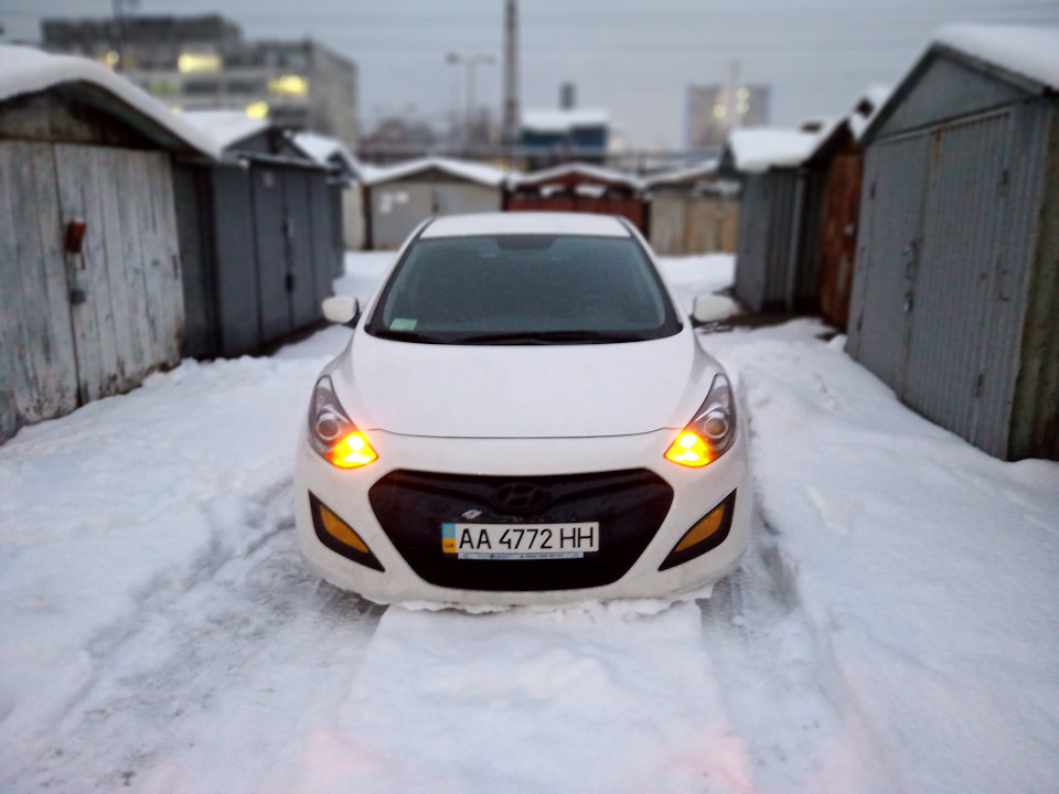 LED лампи в передні габарити та підсвічування номера 4