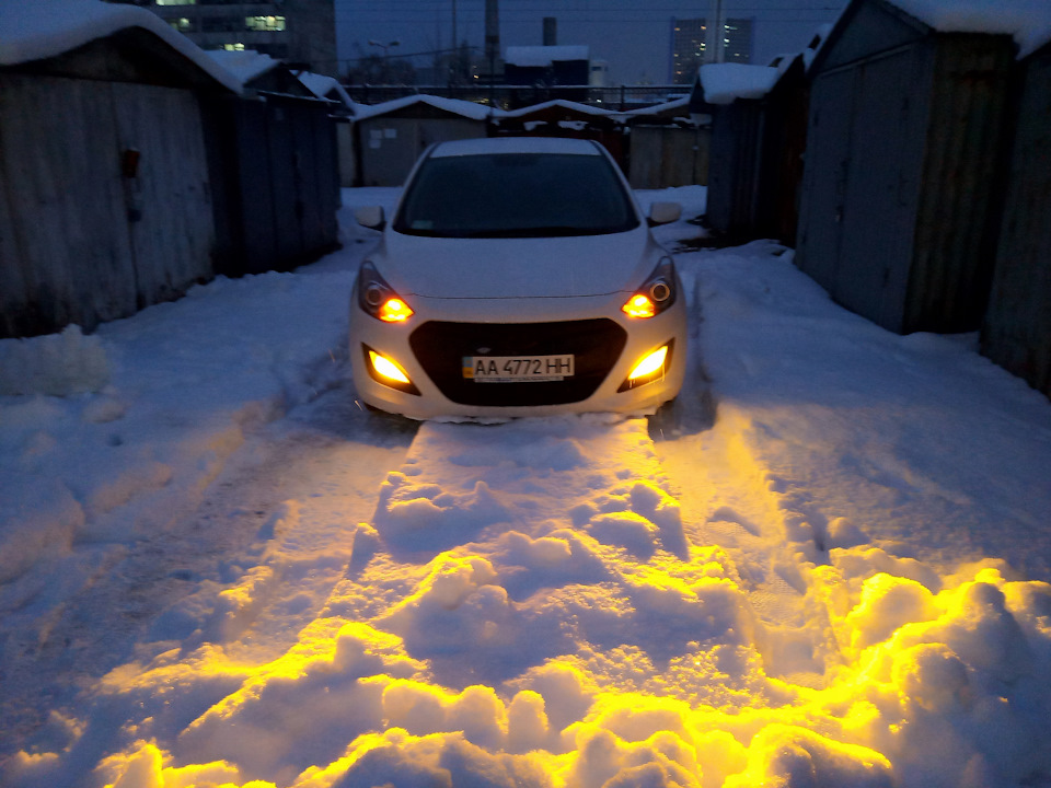 LED лампи в передні габарити та підсвічування номера 5