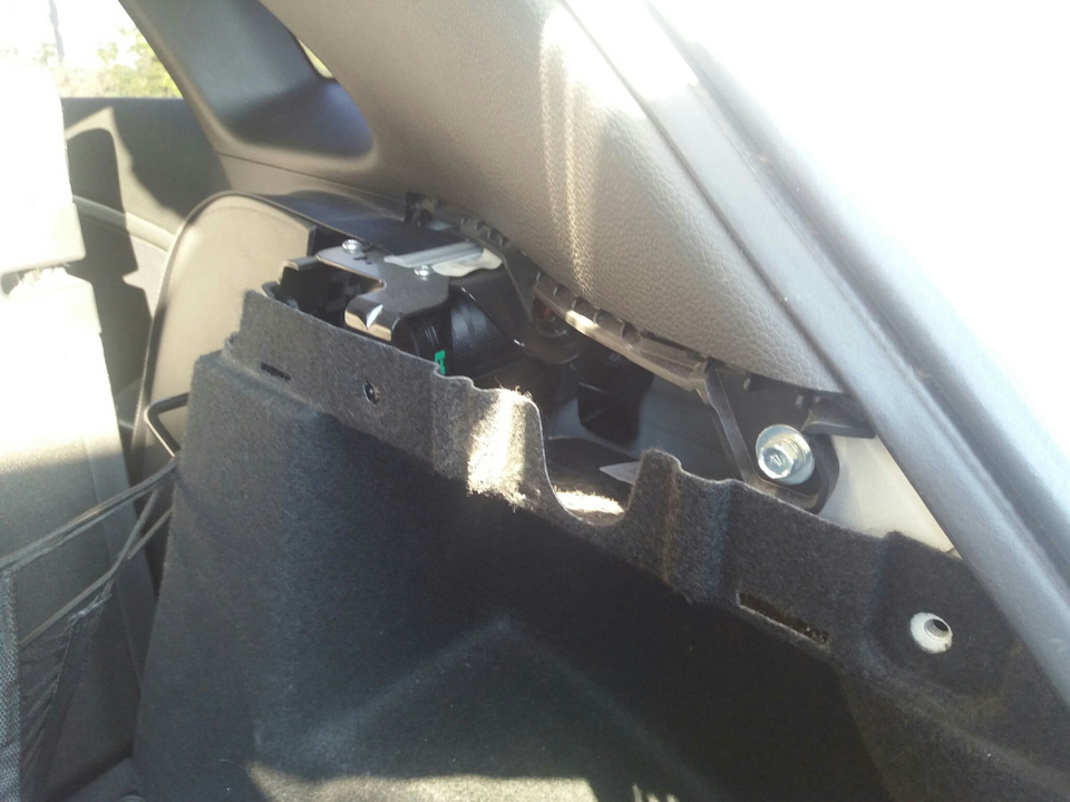 Розетка багажника 12V 5