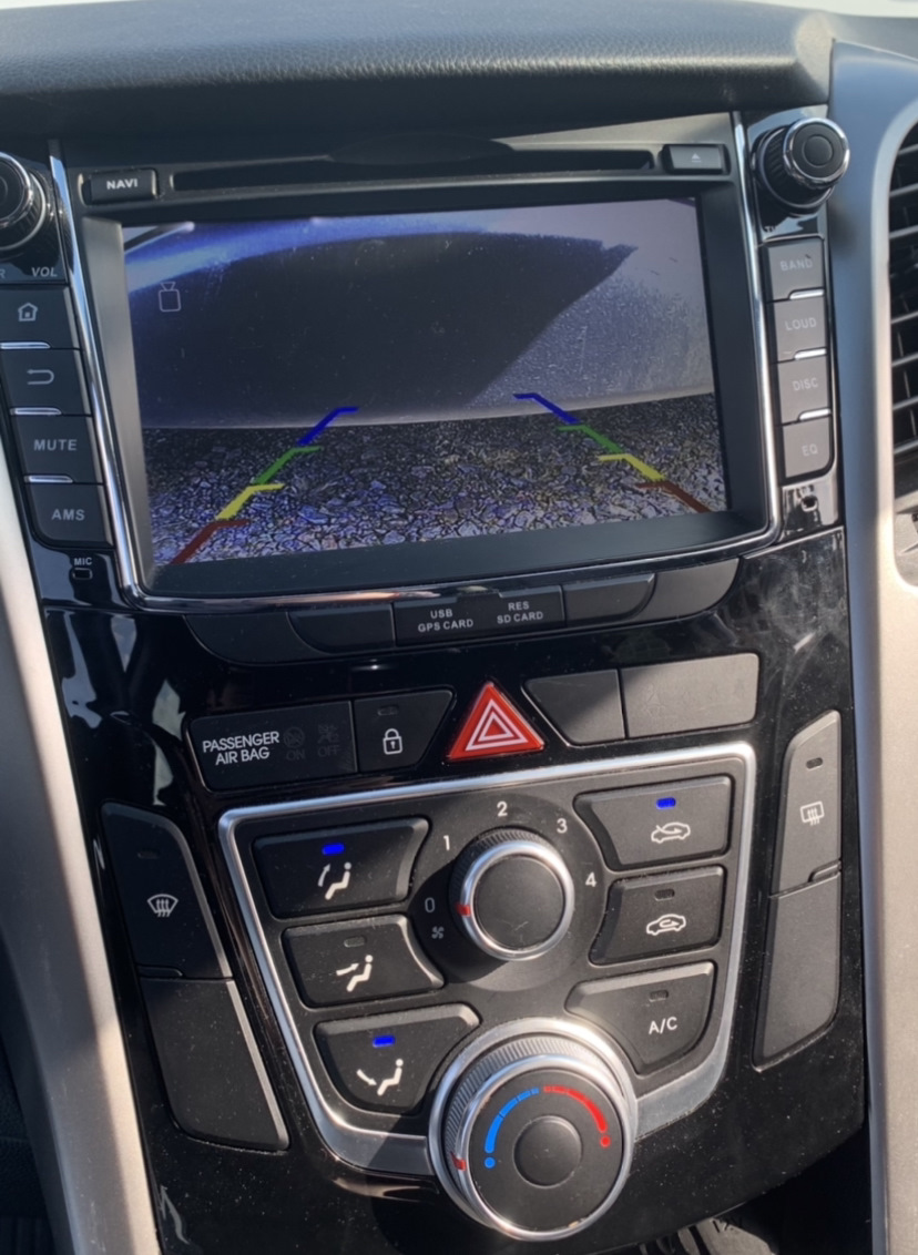 Камера переднього виду ( фронтальна ) в Hyundai i30 GD (2) 5