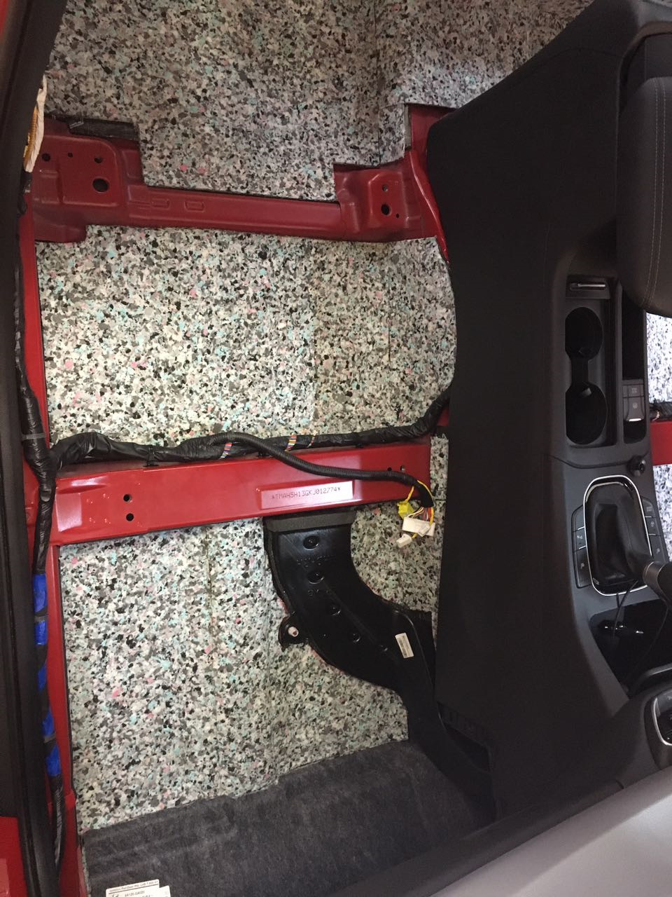 Повна шумоізоляція автомобіля 2