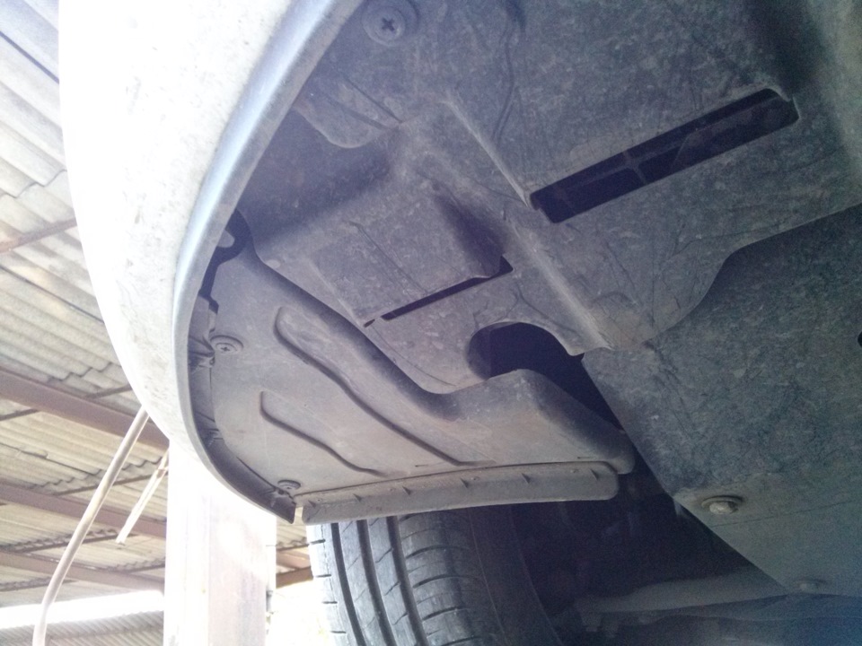 Галогенки Silver Star 5000K H8 в ПТФ 1