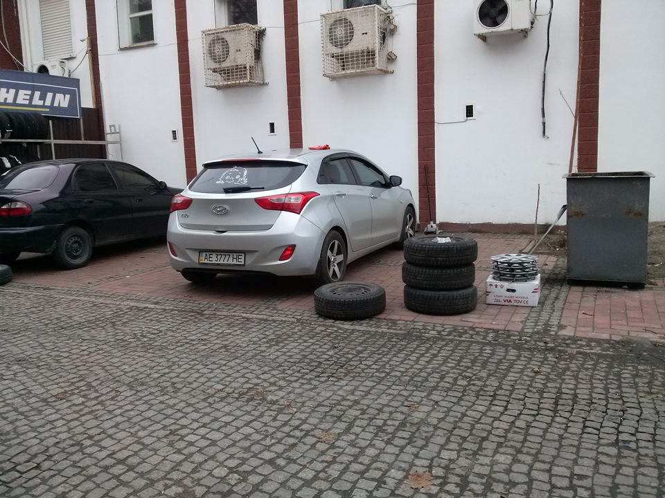 Новий образ ковпаків та зимова гума 2