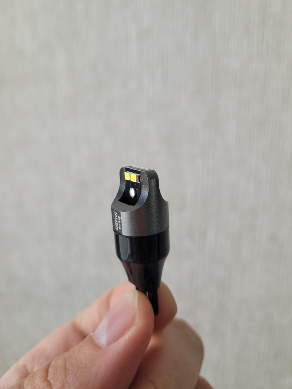 LED Brevia мені в задній хід 🙂 4