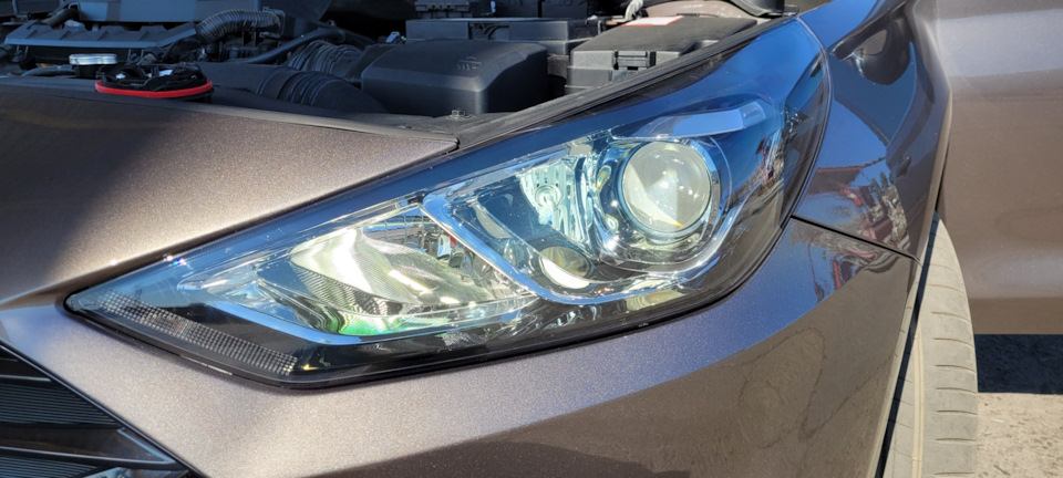 LED в дальній: Decker 5000k H7 2