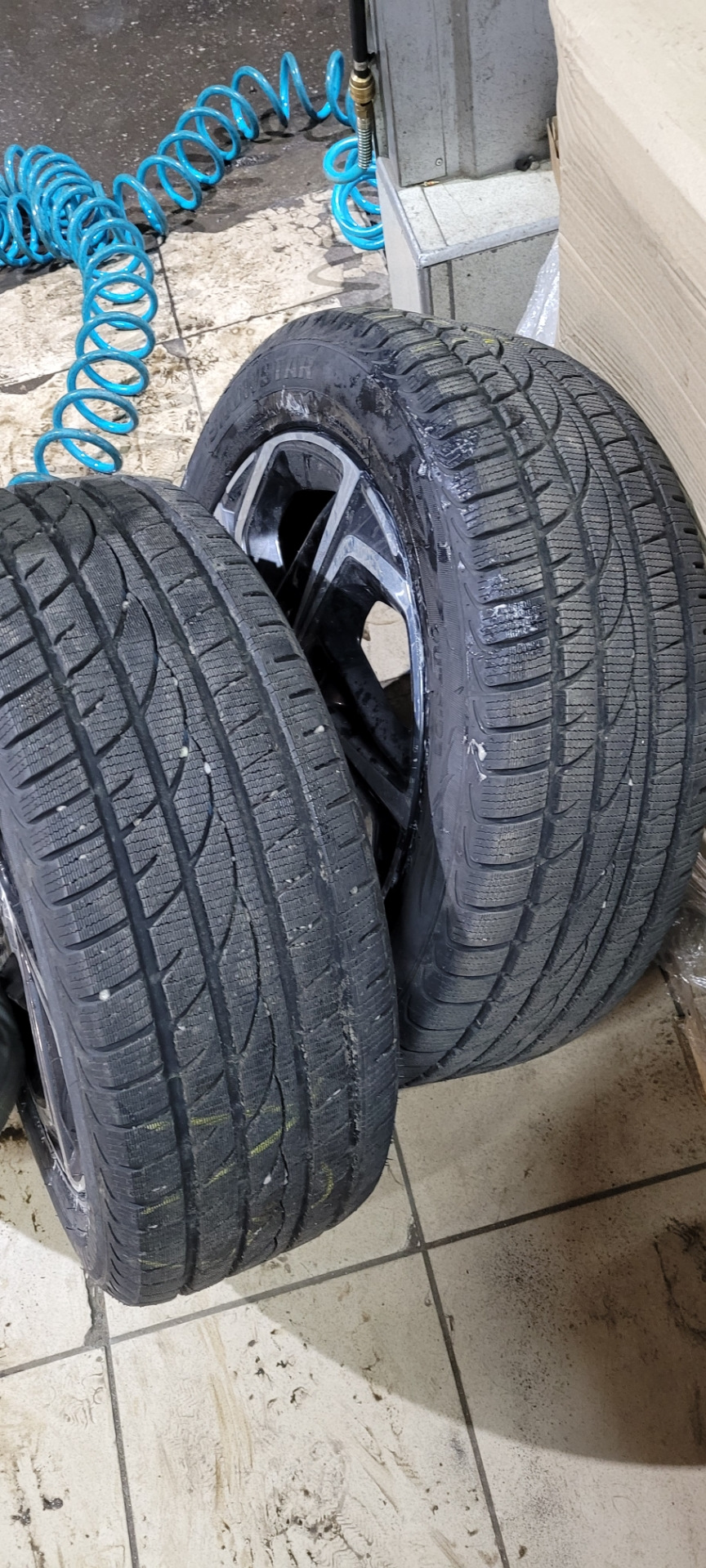 Одягли зимові тапки❄🛼 2
