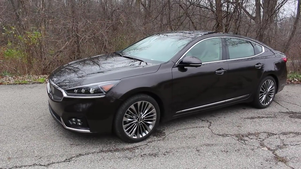 KIA Cadenza 2017 2