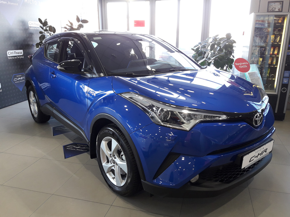 Проїхався на Toyota C-HR 1