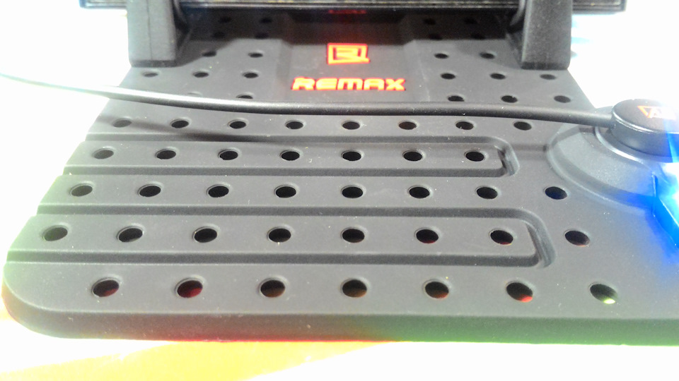 Килимок для смартфона REMAX Car Holder RC CS101 black 4