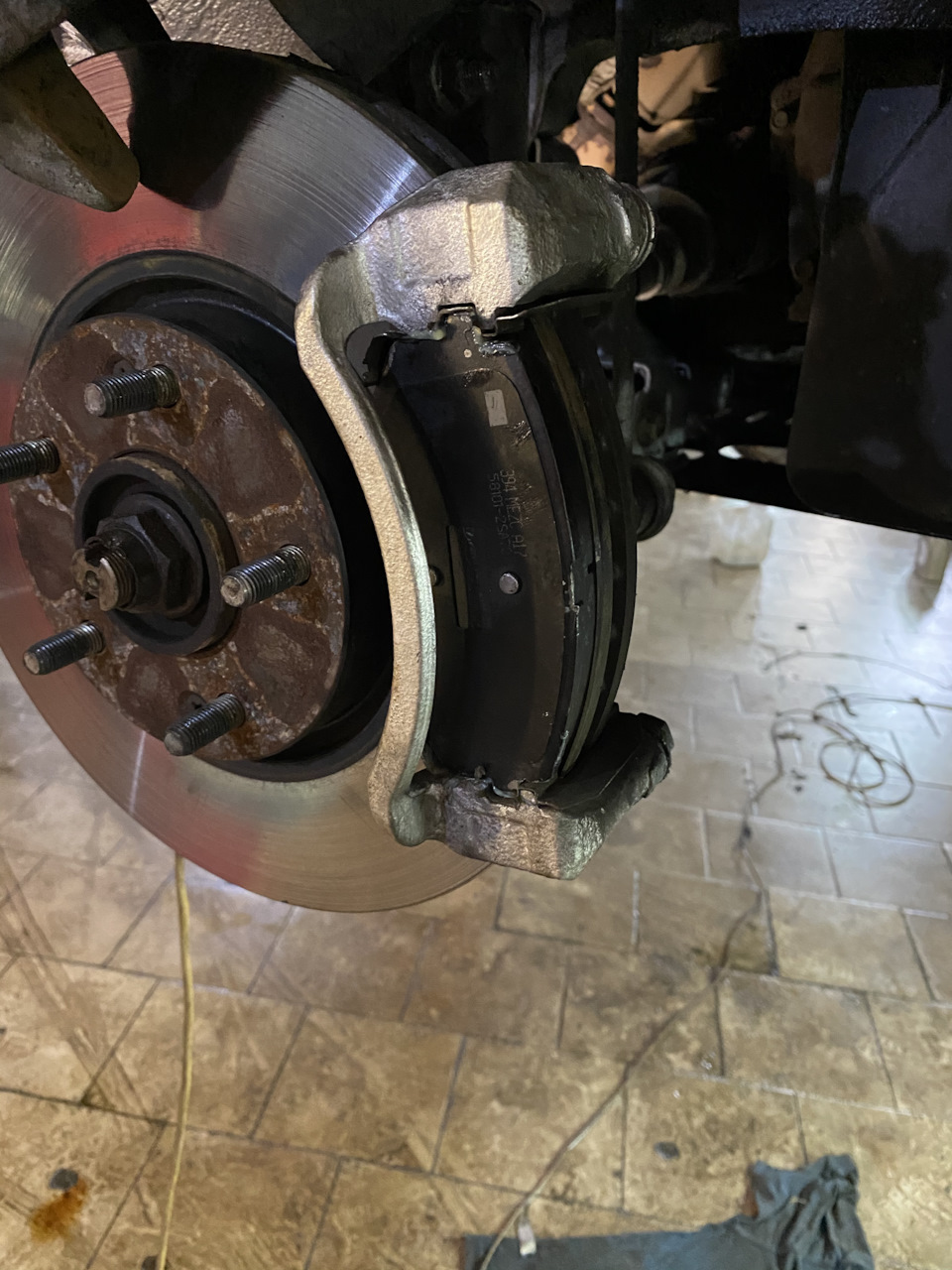 Тормозні колодки Hyundai 0581012SA70 5