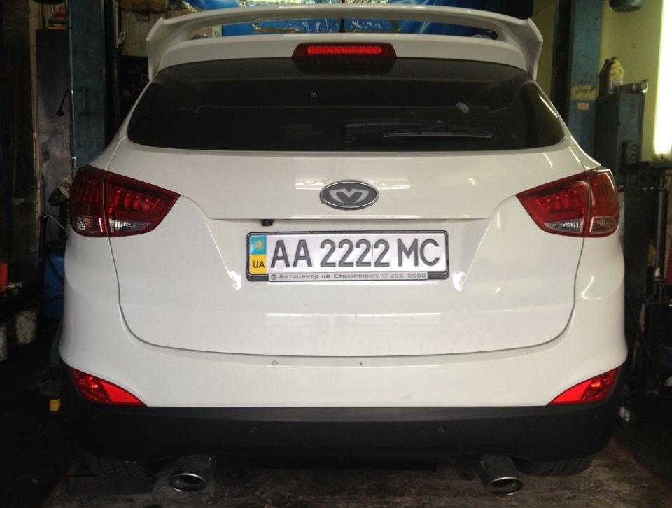 Встановлено подвійний глушник від EVO X і зроблено чипування. 2