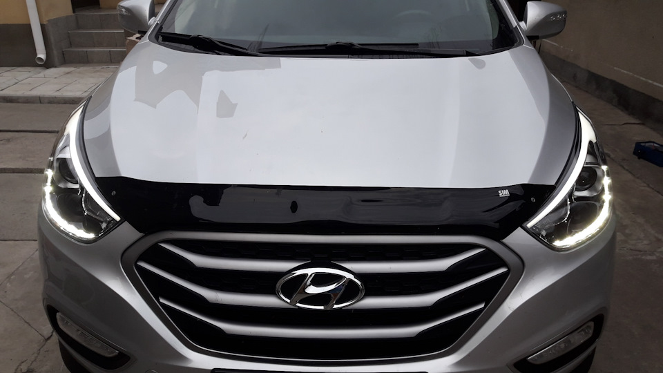 Встановлення передніх фар LED DRL Bi-Xenon на Hyundai ix-35 від рестайлу. 1
